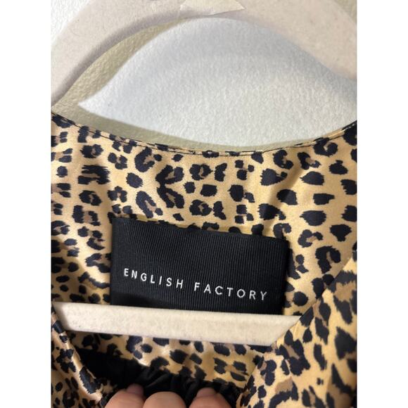 English Factory Cheetah Tie Front Top Sz XS - Picture 2 of 3